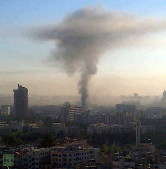 Hai vụ nổ liên tiếp đã nhằm vào các cơ quan lớn của Syria.