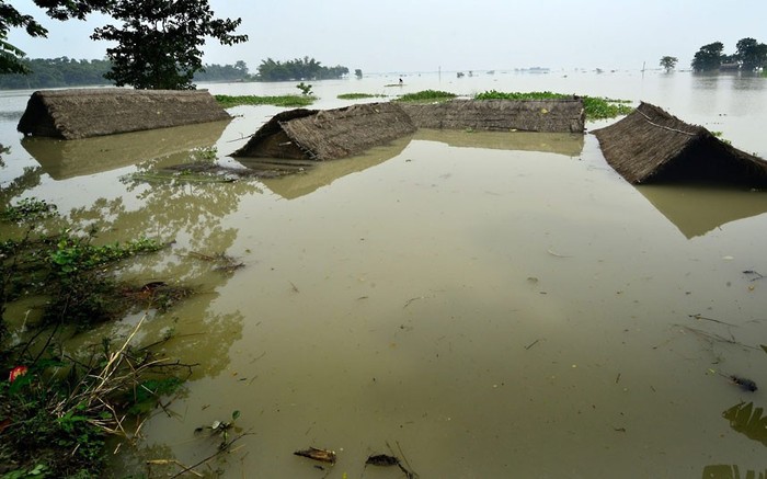 Ít nhất 2.200 ngôi làng đã bị ngập.