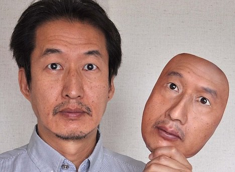 Những chiếc mặt nạ được tạo lên nhờ công nghệ làm khuôn 3D