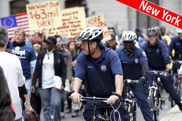 Người biểu tình ham gia phong trào "Occupy Wall Street" ở Mỹ
