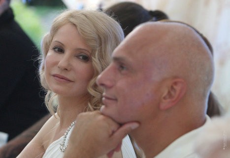 Bà Tymoshenko đẹp rạng rỡ với mái xõa tóc