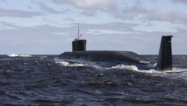 Tàu ngầm Yury Dolgoruky trên Biển Trắng,nơi tên lửa Bulava được phóng thử