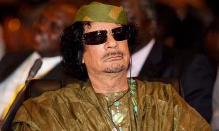 lệnh trừ khử cố lãnh đạo Muammar Gaddafi có thể đã được gửi đến từ nước ngoài ngay sau khi vị đại tá này bị bắt giữ.