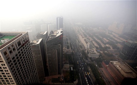 Đám mây bụi ô nhiễm phía trên thành phố Bắc Kinh