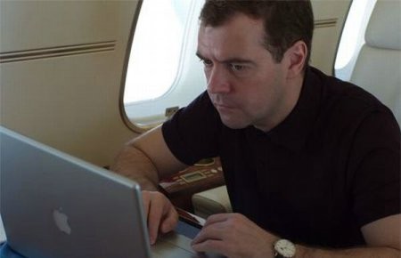 Tổng thống Medvedev là người đặc biệt đam mê công nghệ.