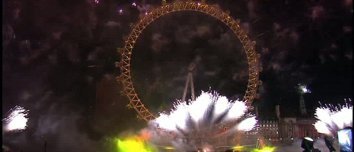 Bắn pháo hoa tại London đêm Giao thừa