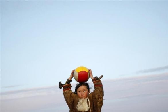 Trẻ em Nenets trên bán đảo Yamal Trẻ em Nenets trên bán đảo Yamal