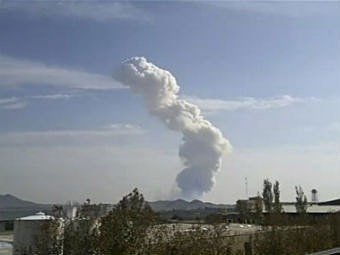 Hình ảnh vụ nổ tại kho vũ khí của Iran ngày 12/11/2011