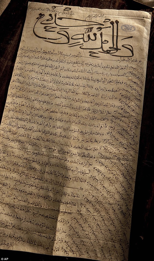 Một bức thư của Caliph Abu Hafs ëUmar al-Murtada gửi Giáo hoàng Innocent IV đề địa chỉ và thời gian là Marrakesh, Morocco ngày 10/7/1250.