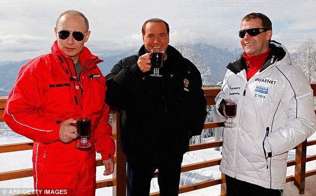 Bộ đôi quyền lực của nước Nga gặp cựu Thủ thủ tướng Ý trên một sườn dốc