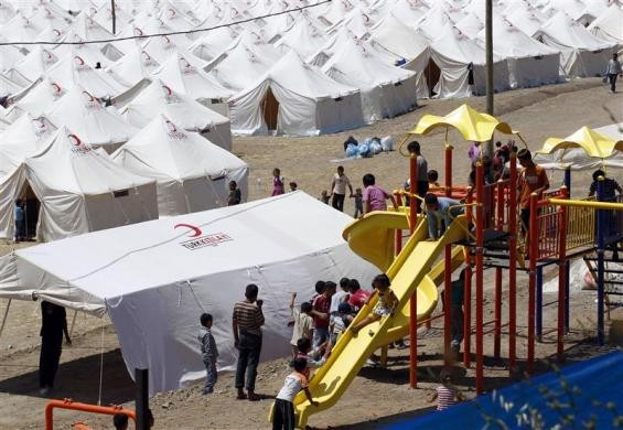 Trẻ em tị nạn Syria trong sân chơi tại trại tị nạn Yayladagi, tỉnh biên giới Hatay, Thổ Nhĩ Kỳ ngày 19/6/2011.