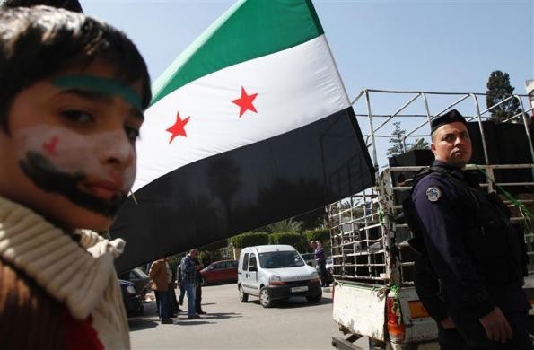 Một cậu bé Syria bỏ trốn tới Tripoli, miền bắc Lebanon ngày 21/3/2012.