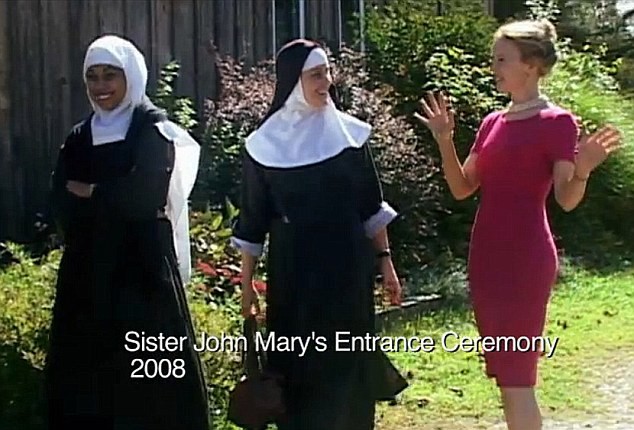 Sơ John Mary hạnh phúc với cuộc sống của một nữ tu sĩ tại Mỹ