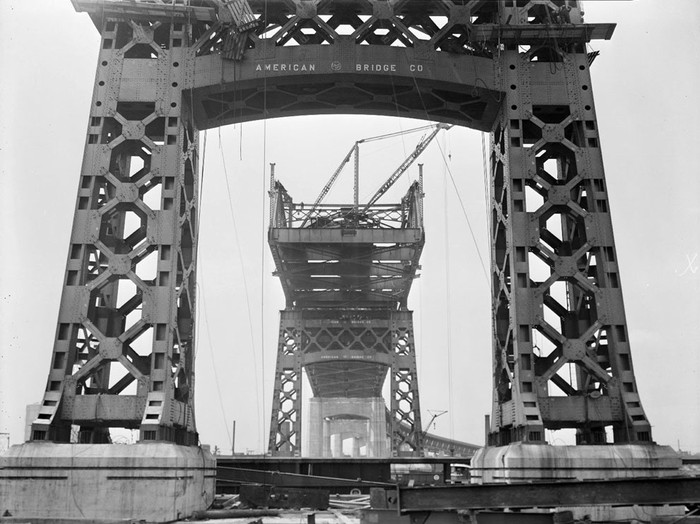 Bên dưới cầu đại lộ Meeker ngày 29/6/1939.