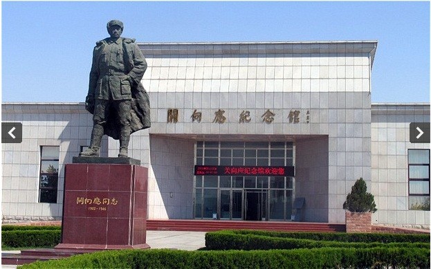 Tượng của ông Guan Xiangying tại thành phố Đại Liên ngày nay.