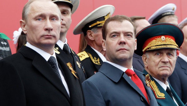 Cặp đôi quyền lực lãnh đạo nước Nga Putin - Medevedev