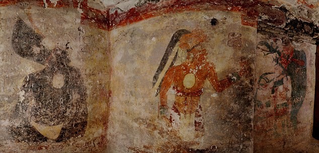 Những hình vẽ chưa từng được nhìn thấy tại các di tích Maya cổ được phát hiện trước kia ở bên trong di tích cổ tại Guatemala.