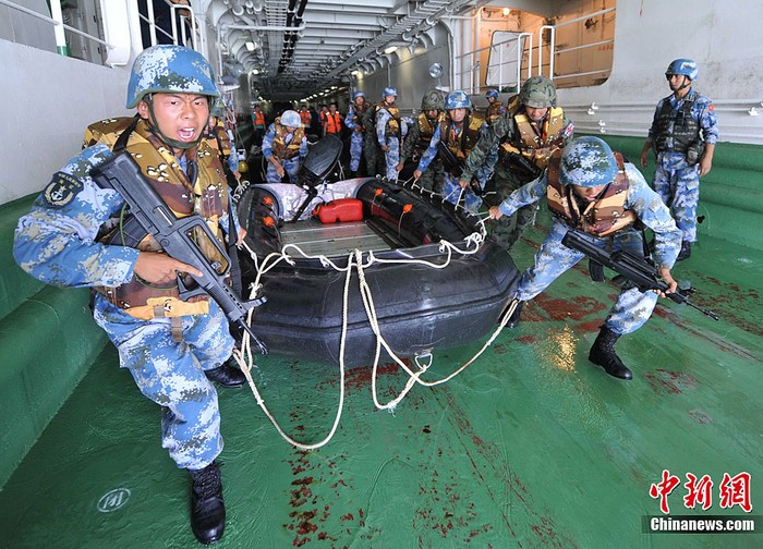 Hải quân Trung Quốc, Thái Lan tập trận chung trên biển Sán Vĩ, tỉnh Quảng Đông, Trung Quốc ngày 24/5.