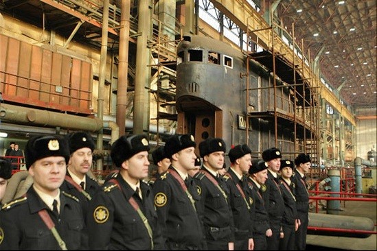 Mỹ cũng đã hỗ trợ Zvezdochka xây dựng cơ sở xử lý chất thải phóng xạ và nhiên liệu hạt nhân của các tàu ngầm được đưa tới đây tu sửa.