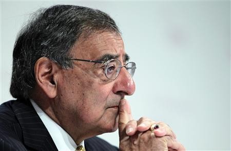 Bộ trưởng Quốc phòng Mỹ Leon Panetta tại Đối thoại Shangri-la. Ảnh Reuters