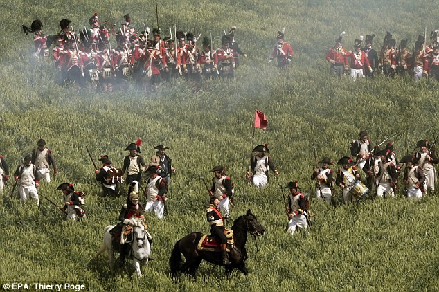 Ước tính đã có khoảng 32.000 binh sĩ của hai bên thiệt mạng trong trận đánh diễn ra chỉ trong vòng 1 ngày tại Waterloo năm 1815.