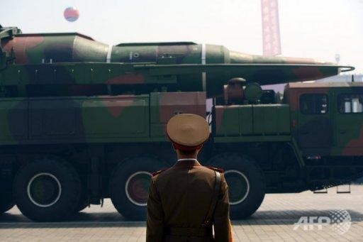 Tên lửa thế hệ mới của Triều Tiên trong lễ diễu binh quy mô lớn hồi tháng 4/2012.