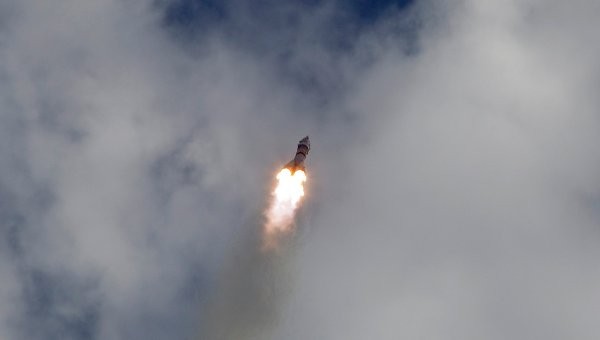 Tàu Soyuz rời bệ phóng.