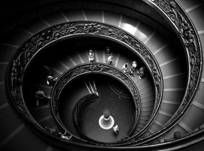 Cầu thang xoắn ốc hút mắt trong bảo tàng Vatican. Ảnh Syaza Mohammed Shakharulain.