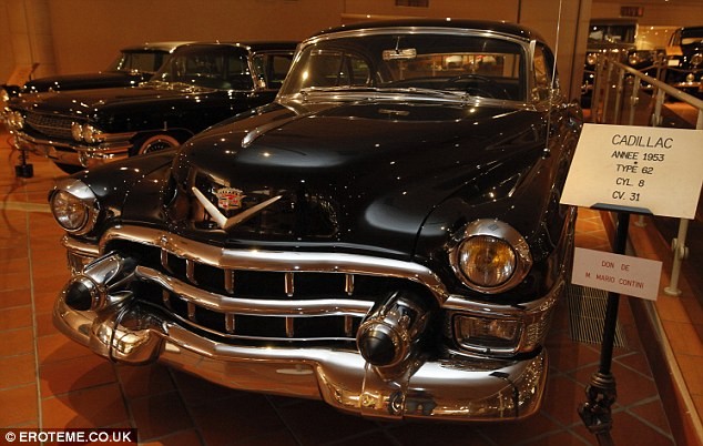 Chiếc Cadillac 1953 là 1 trong 38 chiếc xe hơi trong bộ sưu tập được Hoàng tử Albert II cho bán đấu giá.
