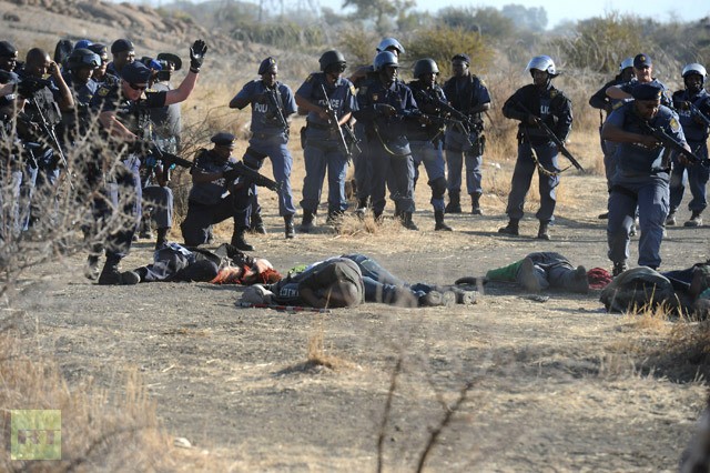 Theo tuyên bố của đại diện "Liên minh Dân chủ", một đảng đối lập ở Nam Phi, số nạn nhân thiệt mạng trong cuộc đụng độ này là 38 chứ không phải 18. Tuy nhiên, cảnh sát Nam Phi đã từ chối công bố con số nạn nhân chi tiết.