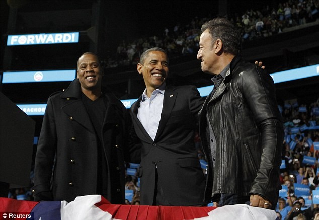 Jay-Z và Bruce Springstein hỗ trợ Tổng thống Obama trong cuộc vận động tranh cử ở Ohio.