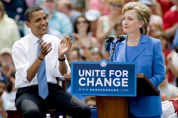 Từng là đối thủ chạy đua vào Nhà Trắng năm 2008, sau đó chính Hillary Clinton lại trở thành trợ thủ đắc lực cho Tổng thống Obama