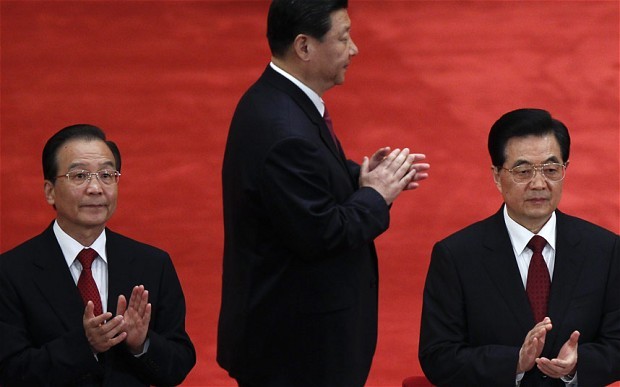 Phó Chủ tịch Trung Quốc Tập Cận Bình, (giữa), Thủ tướng Ôn Gia Bảo, (trái) và Chủ tịch Hồ Cẩm Đào