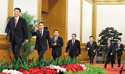 Tập Cận Bình dẫn đầu ban Thường vụ Bộ Chính trị đảng Cộng sản Trung Quốc, cơ quan quyền lực tối cao tại quốc gia này.