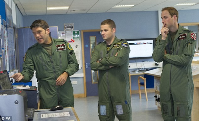 Không quân Anh đã phải thay đổi tên người dùng và mật khẩu của một số máy tính tại RAF Valley sau khi chùm ảnh này được công bố vì lo ngại có thể rò rỉ thông tin nhạy cảm.