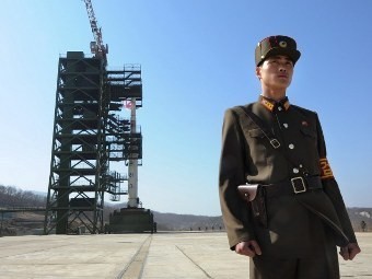 Tên lửa Triều Tiên trên bệ phóng hồi tháng 4/2012.