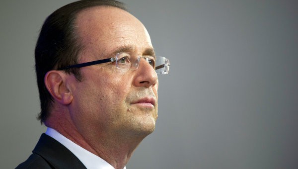 Tổng thống Pháp Francois Hollande nhấn mạnh tới những thách thức trong năm mới.