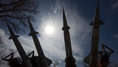 Lá chắn tên lửa châu Âu của Mỹ đã khiến mối quan hệ Moscow - Washington trở nên sa sút.