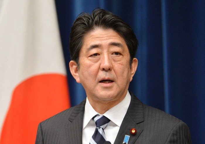 Thủ tướng Abe đã buộc phải rút ngắn chuyến thăm 3 nước Đông Nam Á vì những lo ngại về cuộc khủng hoảng con tại tại Algeria.