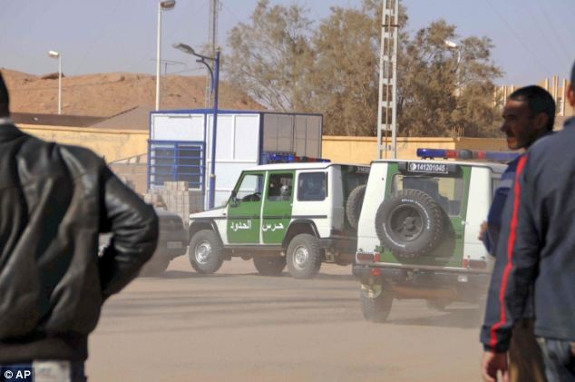 Quân đội Algeria được triển khai gần hiện trường vụ bắt giữ con tin.