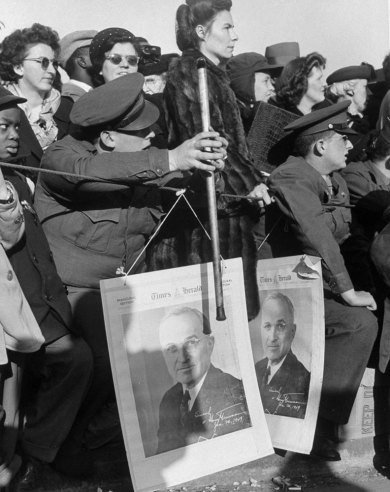 Người dân xem lễ nhậm chức của Tổng thống Truman năm 1949.