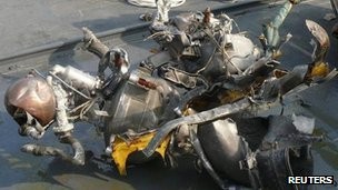 Các mảnh vỡ tên lửa Triều Tiên phóng hồi tháng 12/2012 được trục vớt từ dưới biển bởi quân đội Hàn Quốc.