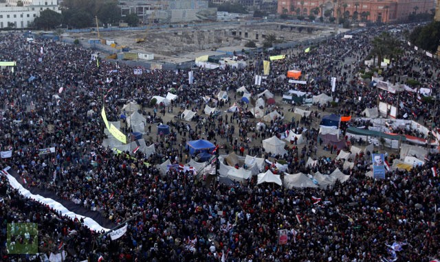 Những người biểu tình phản đối Tổng thống Ai Cập Mohamed Mursi tập trung tại Quảng trường Tahrir ở Cairo ngày 25 tháng 1 năm 2013.