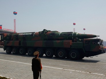 Tên lửa đạn đạo Triều Tiên trong lễ diễu hành tại Bình Nhưỡng.