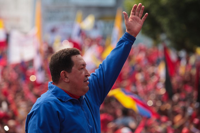 Bất chấp những chỉ trích trên, ông Chavez đã tiếp tục vượt qua cuộc bầu cử Tổng thống năm 2012 để đắc cử nhiệm kỳ thứ 3 liên tiếp và sẽ nắm quyền tới năm 2019.