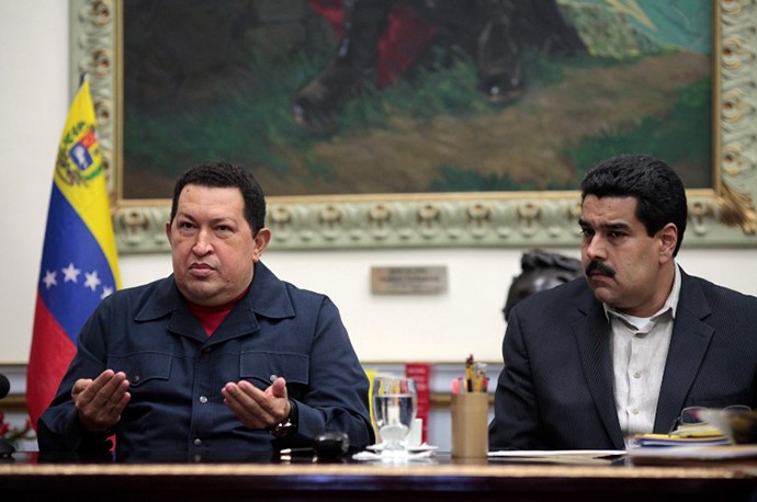 Tổng thống Venezuela Hugo Chavez và Phó Tổng thống Nicolas Maduro trong một sự kiện phát thanh truyền hình ở Caracas vào ngày 08/12/2012