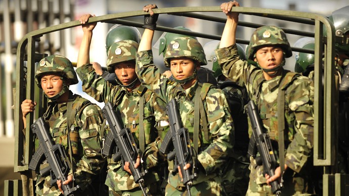 Sự tăng cường sức mạnh quân sự của Trung Quốc khiến các quốc gia láng giềng có tranh chấp cũng buộc phải củng cố quốc phòng.