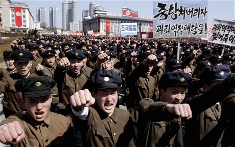 Triều Tiên tuyên bố đã khóa mục tiêu tên lửa nhằm vào các căn cứ quân sự của Mỹ.