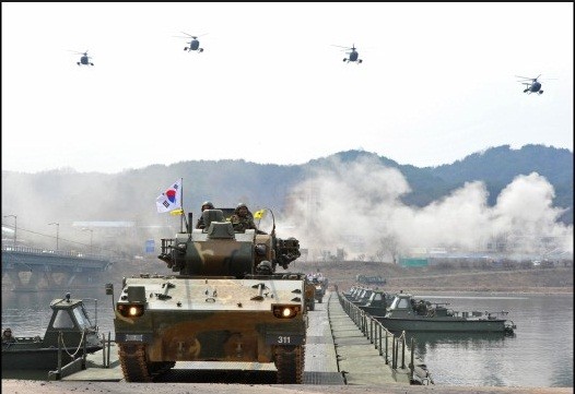 Cuộc tập trận chung của quân đội Mỹ-Hàn mang tên "Đại bàng non" đã kết thúc hôm 30/4.