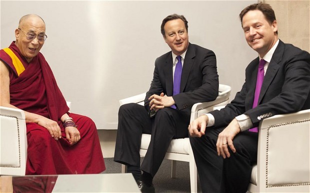 Đạt Lai Lạt Ma và Thủ tướng Anh David Cameron, Phó Thủ tướng Nick Clegg.